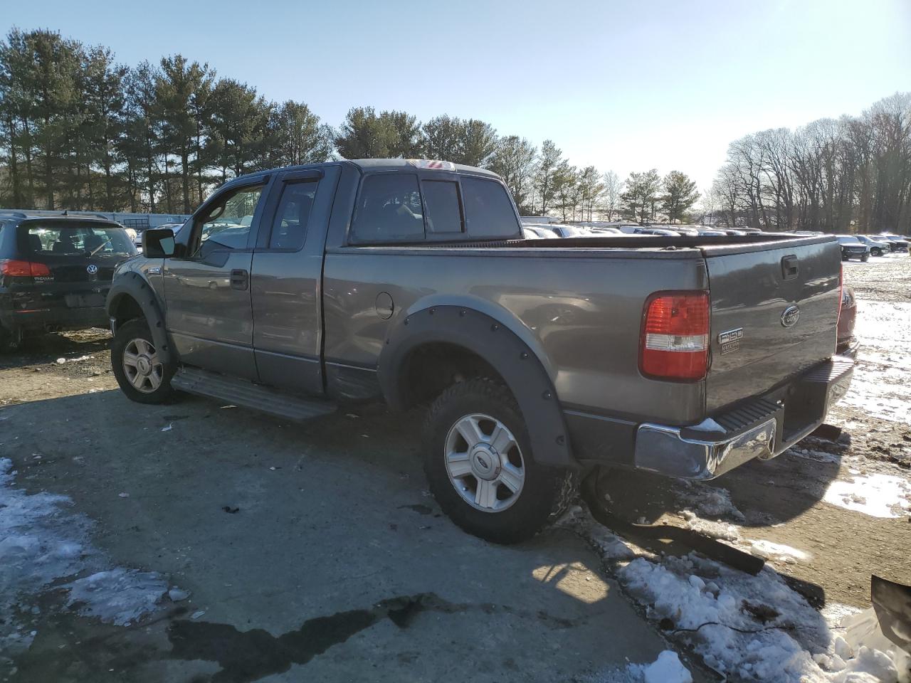 2004 Ford F-150 - Image 2