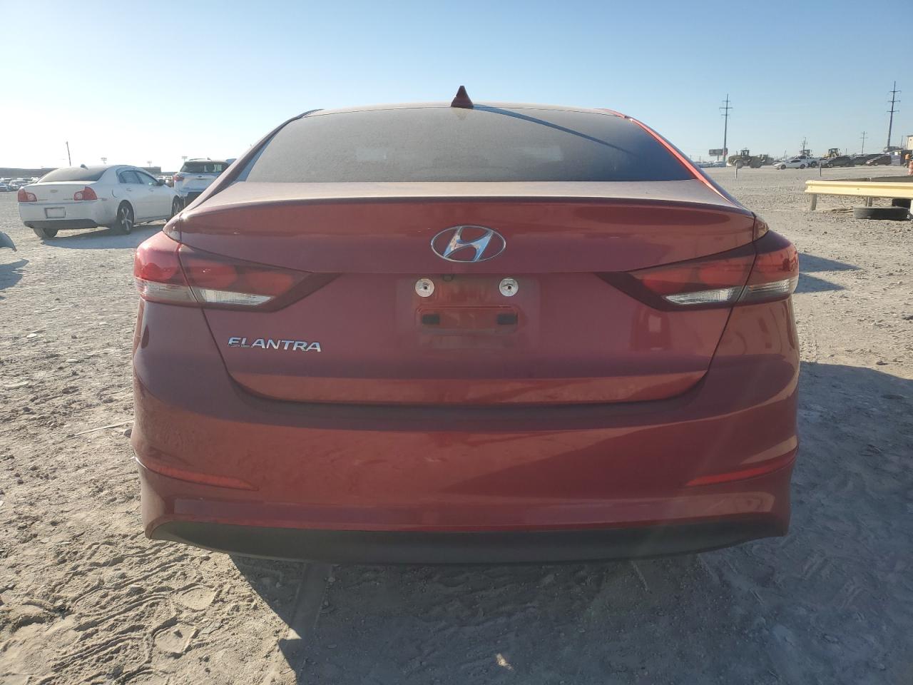 2018 Hyundai Elantra - Image 6