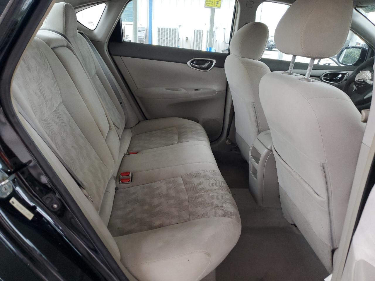 2013 Nissan Sentra - Image 10