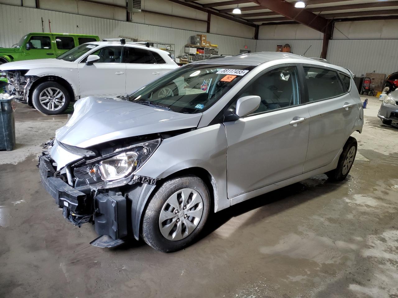 VIN KMHCT5AE7HU341326 2017 HYUNDAI ACCENT no.1