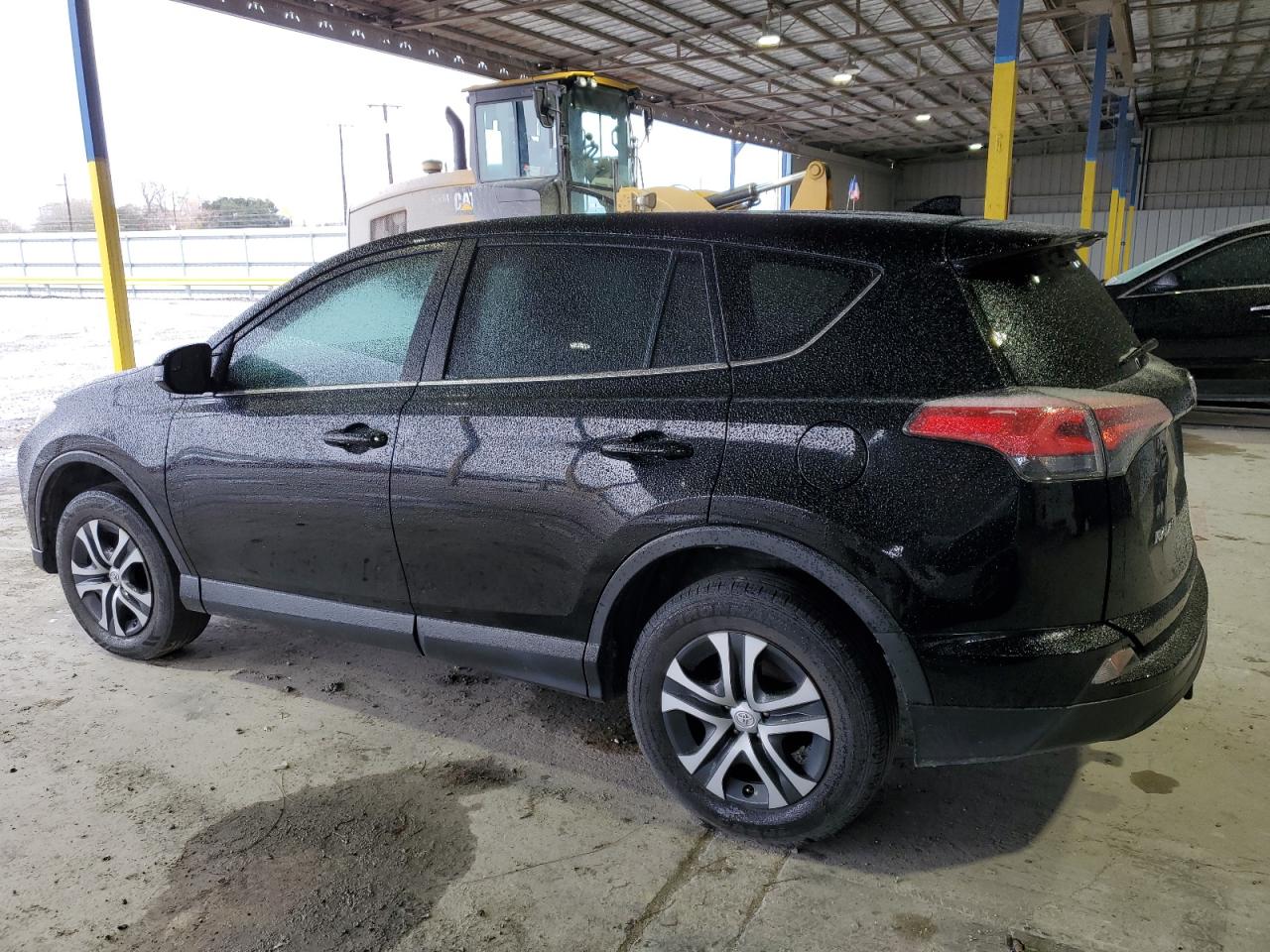 2018 Toyota RAV 4 - Image 2