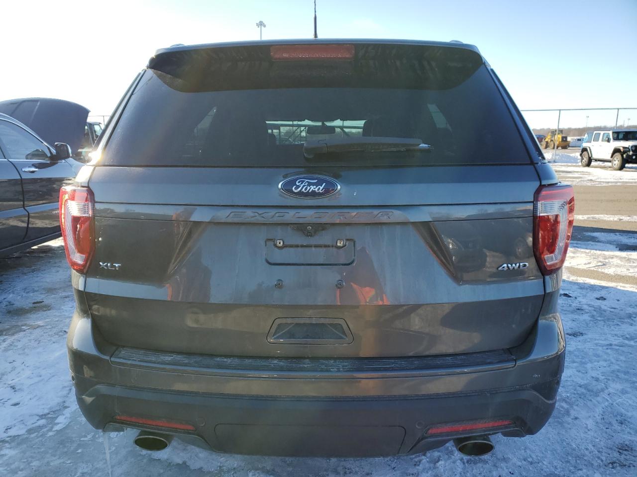 2018 Ford Explorer - Image 6