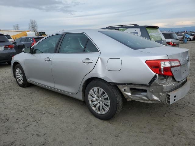  TOYOTA CAMRY 2014 Srebrny
