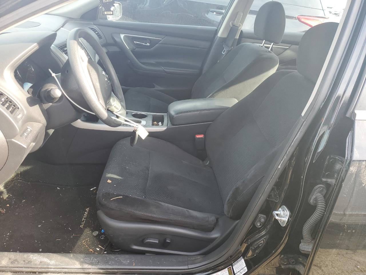 2015 Nissan Altima - Image 7
