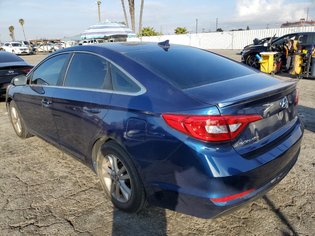 2016 Hyundai Sonata - Image 2