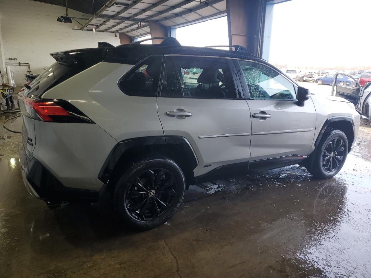 2024 Toyota RAV 4 - Image 3