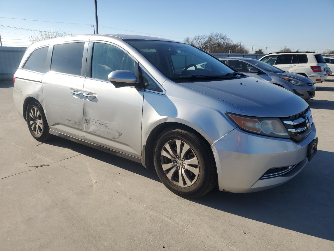 2015 Honda Odyssey - Image 4