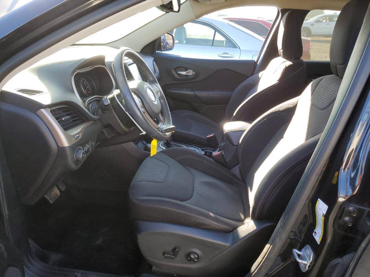 2015 Jeep Grand Cherokee - Image 7