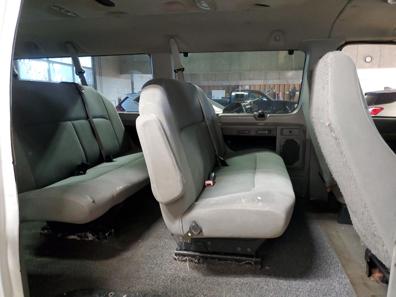 2008 Ford Econoline - Image 11