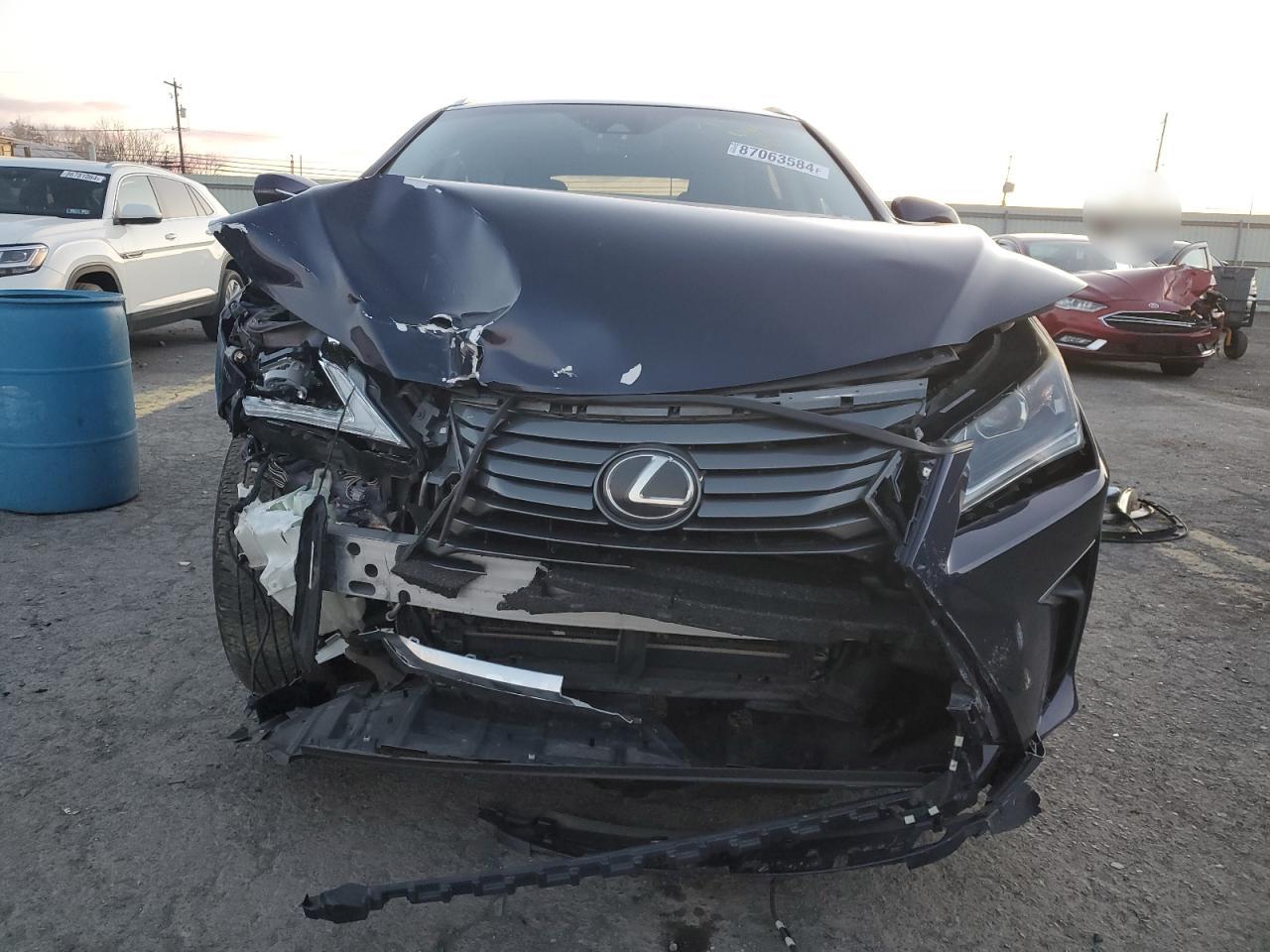 2017 Lexus RX - Image 5