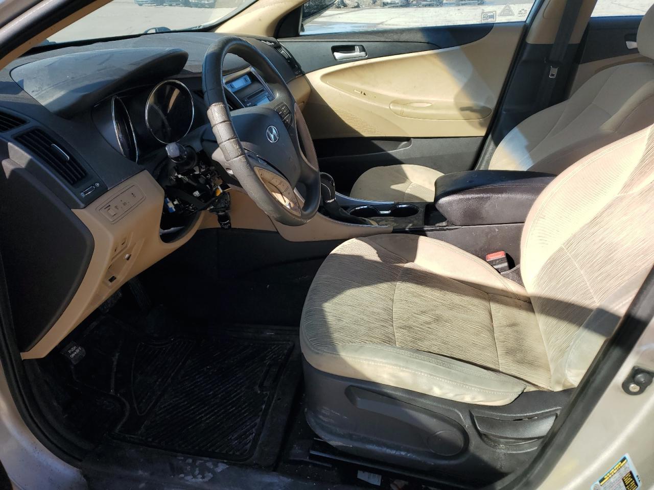 2011 Hyundai Sonata - Image 7