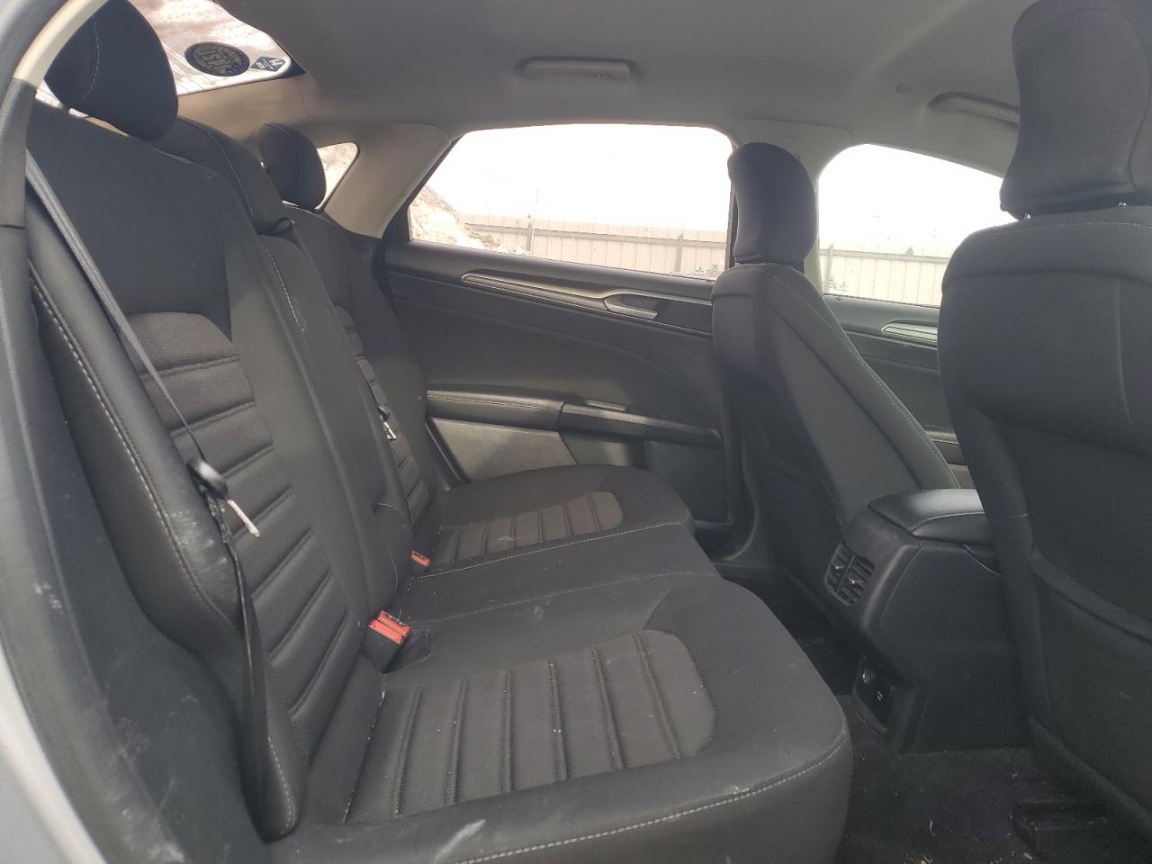 2018 Ford Fusion - Image 10