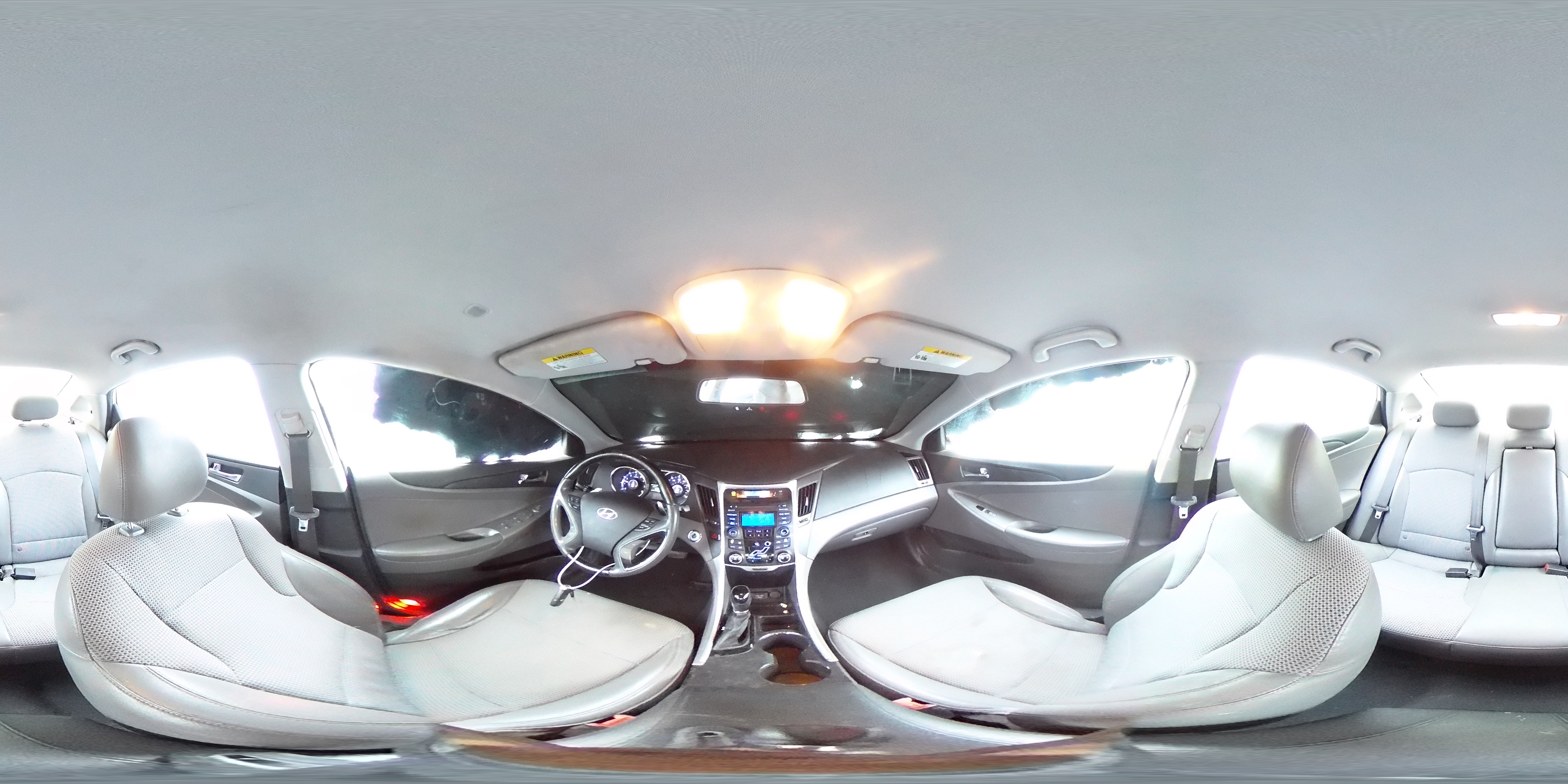 2012 Hyundai Sonata - Image 14