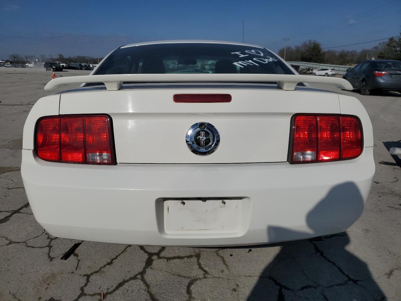 2006 Ford Mustang - Image 6