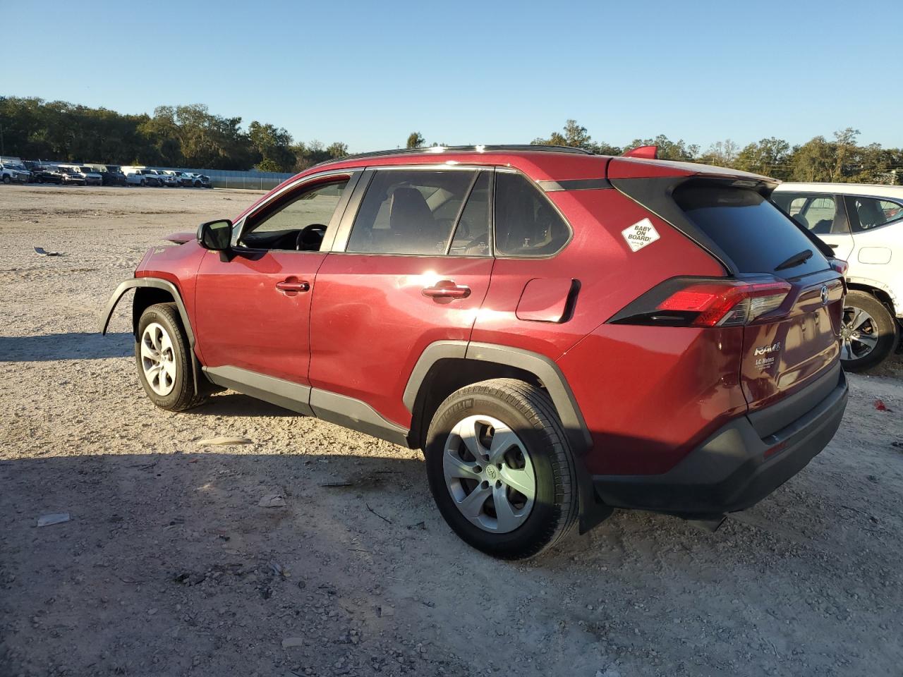 JTMH1RFV1KD503247 2019 TOYOTA RAV 4 - Image 2