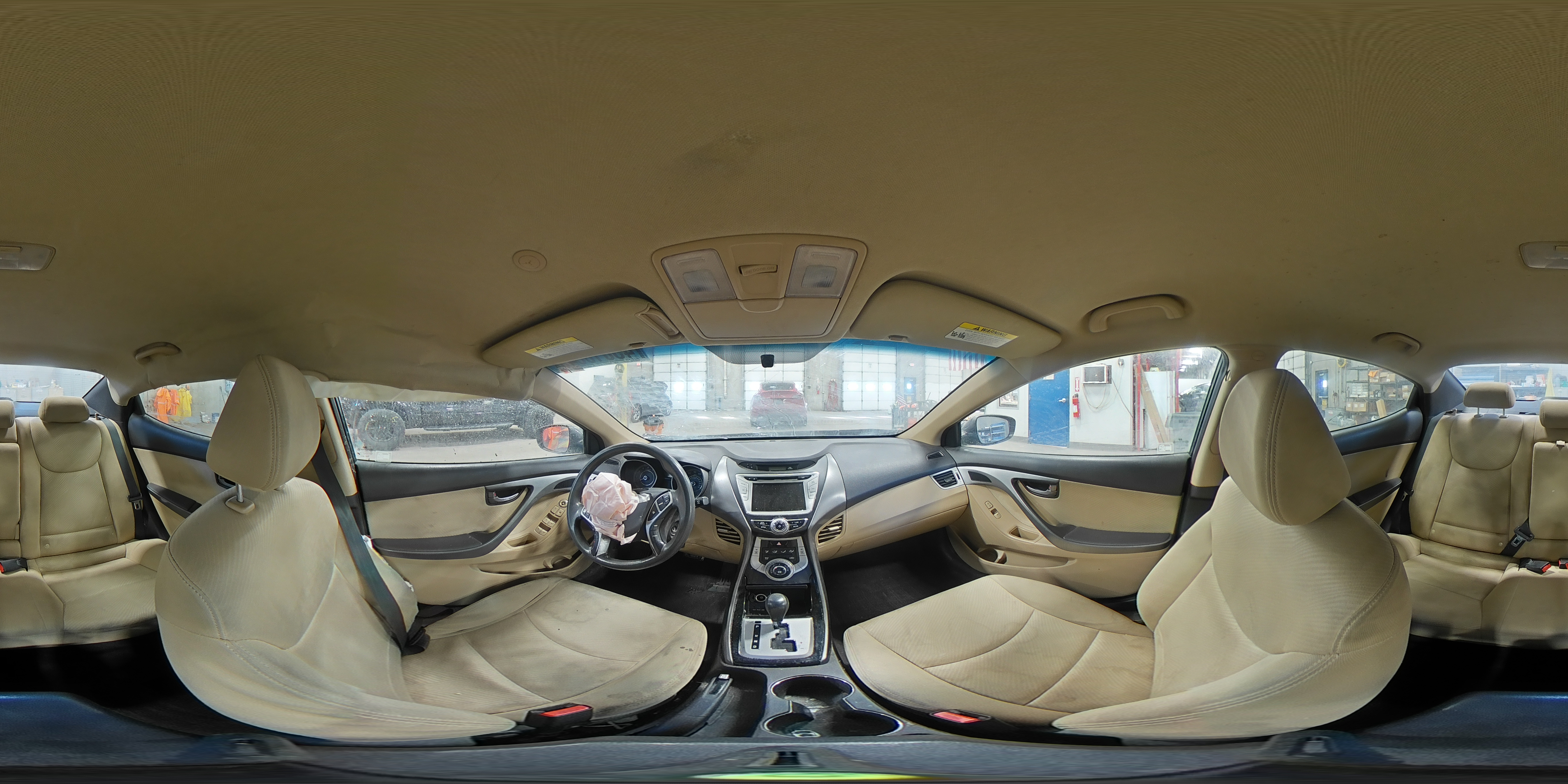 2011 Hyundai Elantra - Image 13