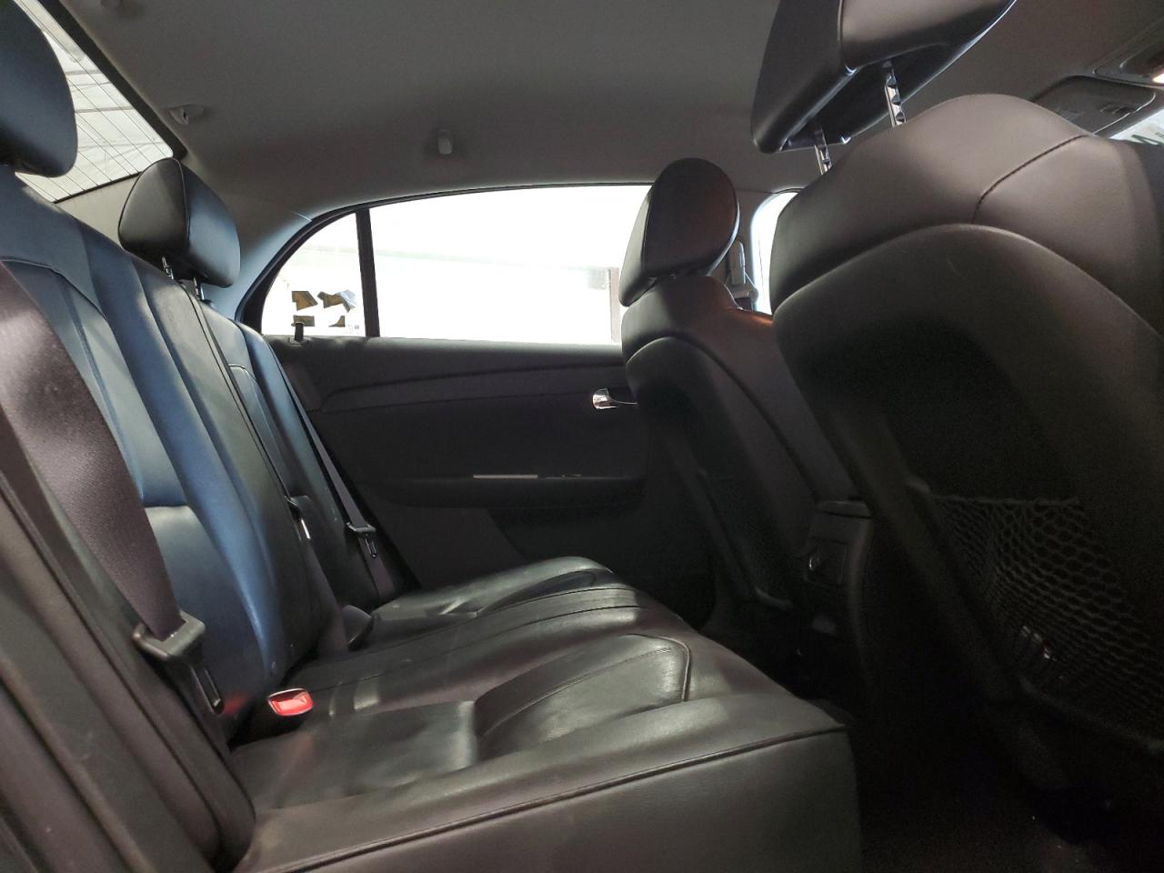 2010 Chevrolet Malibu - Image 10