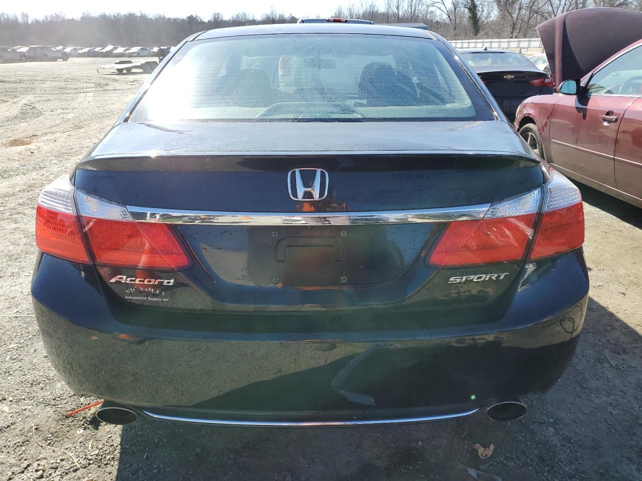 2015 Honda Accord - Image 6