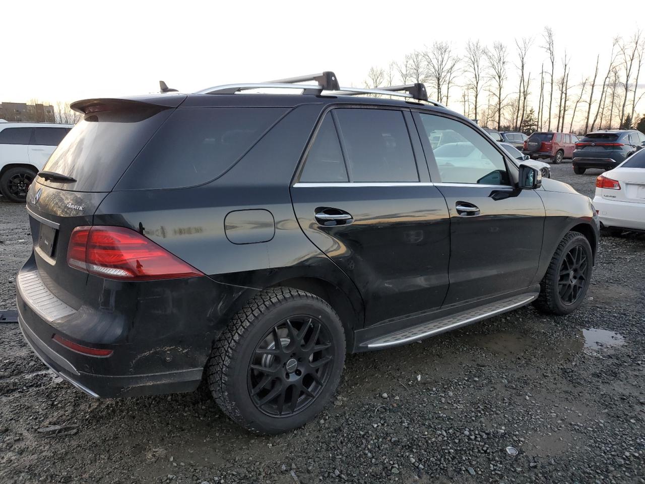 VIN 4JGDA5HB1JB130517 2018 MERCEDES-BENZ GLE-CLASS no.3