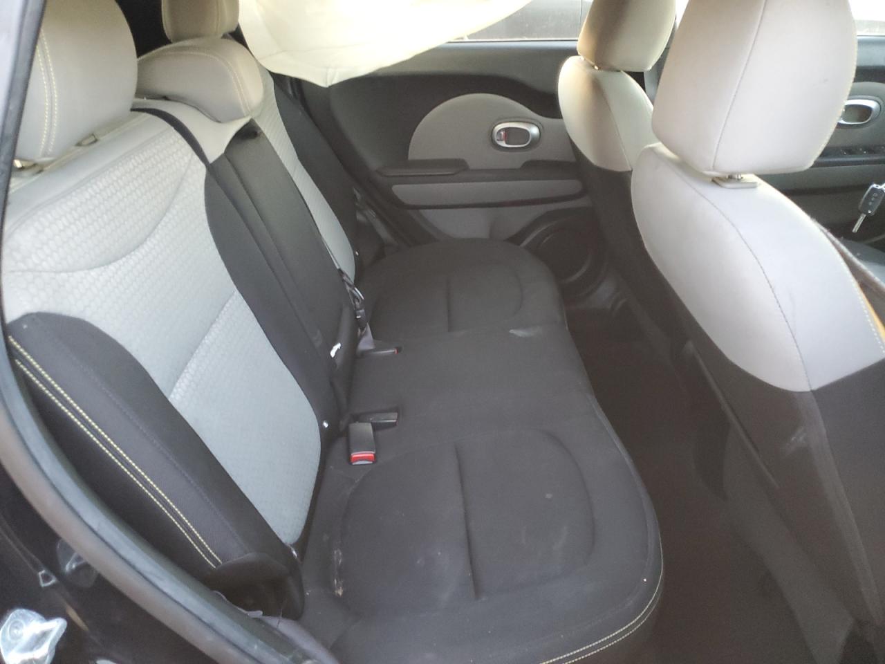 2015 Kia Soul - Image 11
