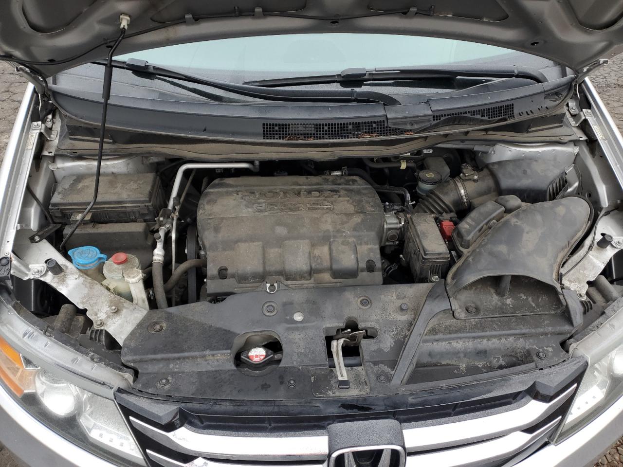 2014 Honda Odyssey - Image 12