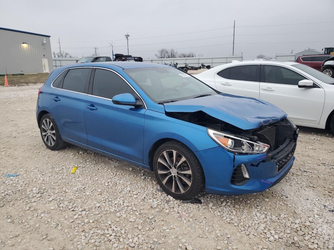2018 Hyundai Elantra - Image 4
