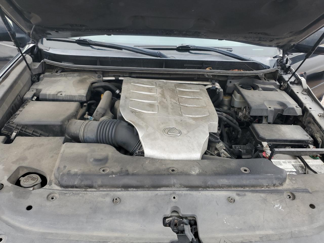 2011 Lexus GX - Image 12