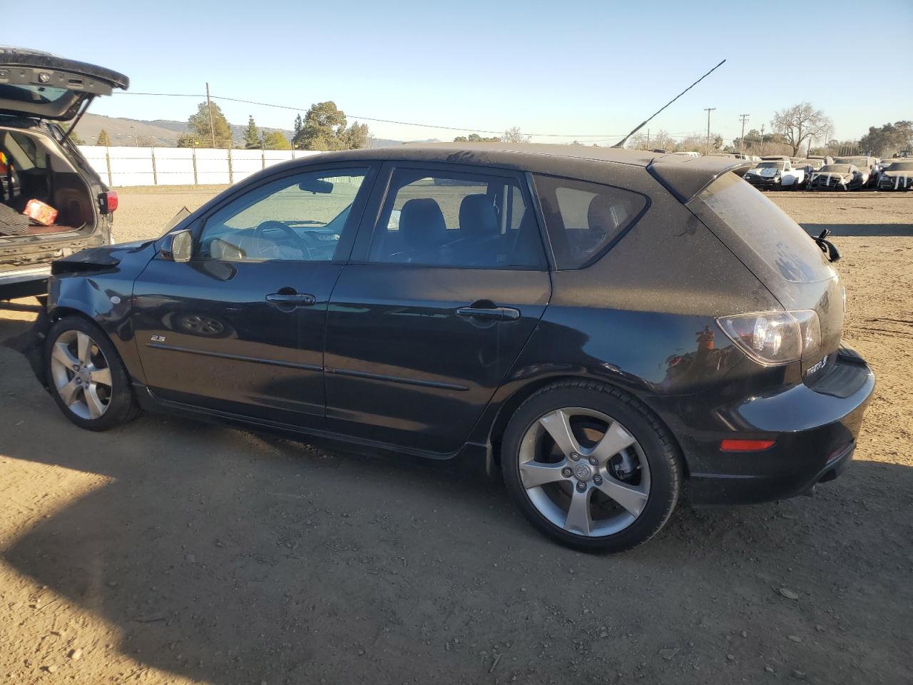 2006 Mazda 3 - Image 2