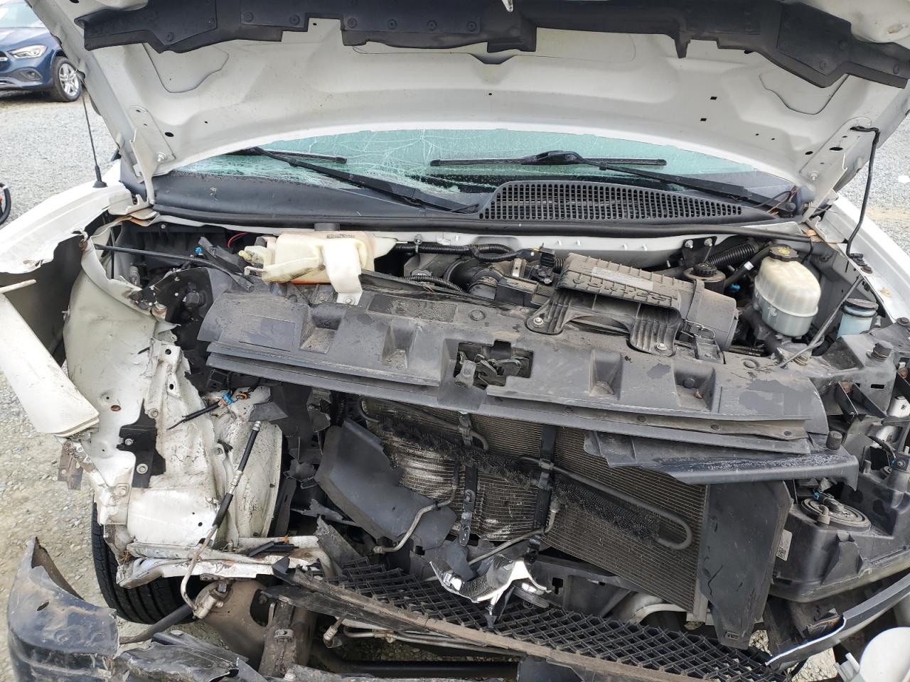 2018 Chevrolet Express - Image 13