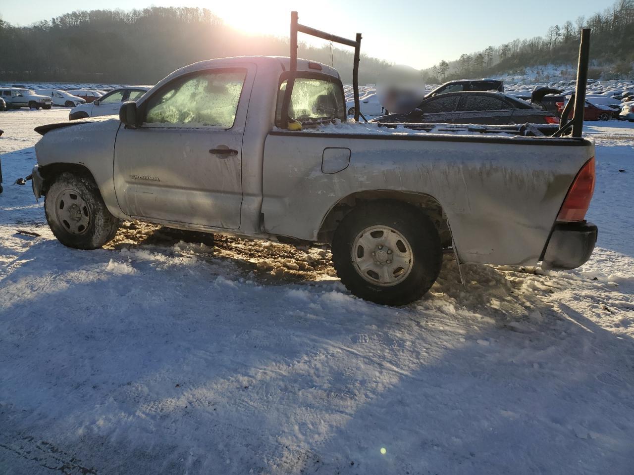 2006 Toyota Tacoma - Image 2
