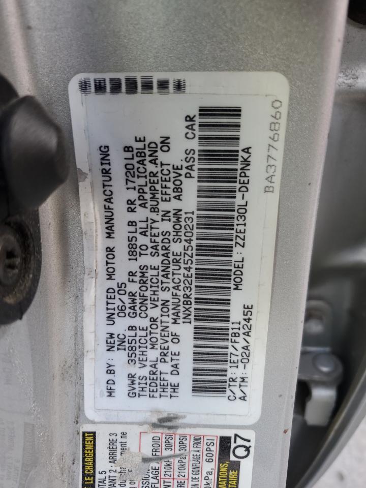 2005 Toyota Corolla - Image 12