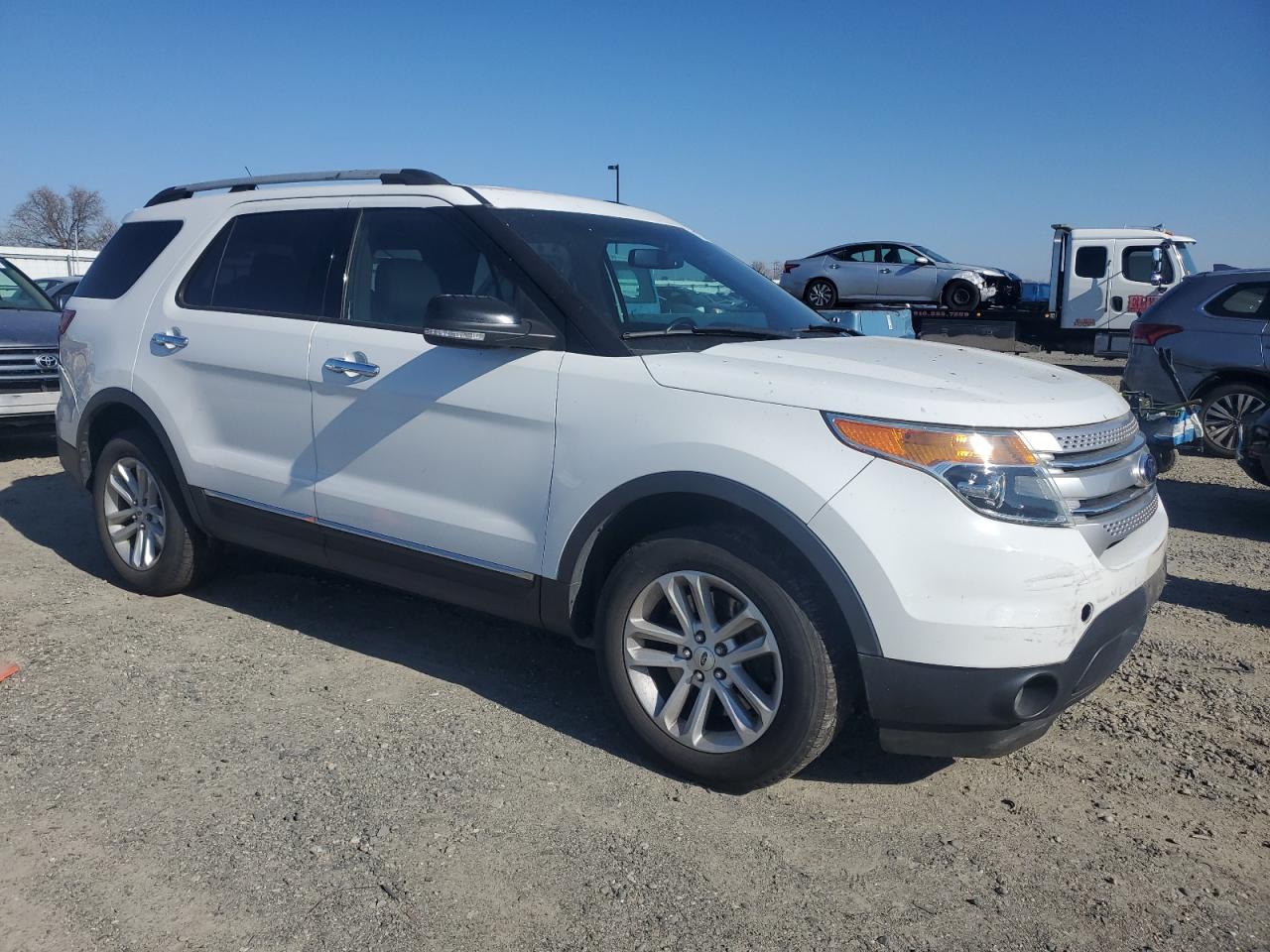 2015 Ford Explorer - Image 4