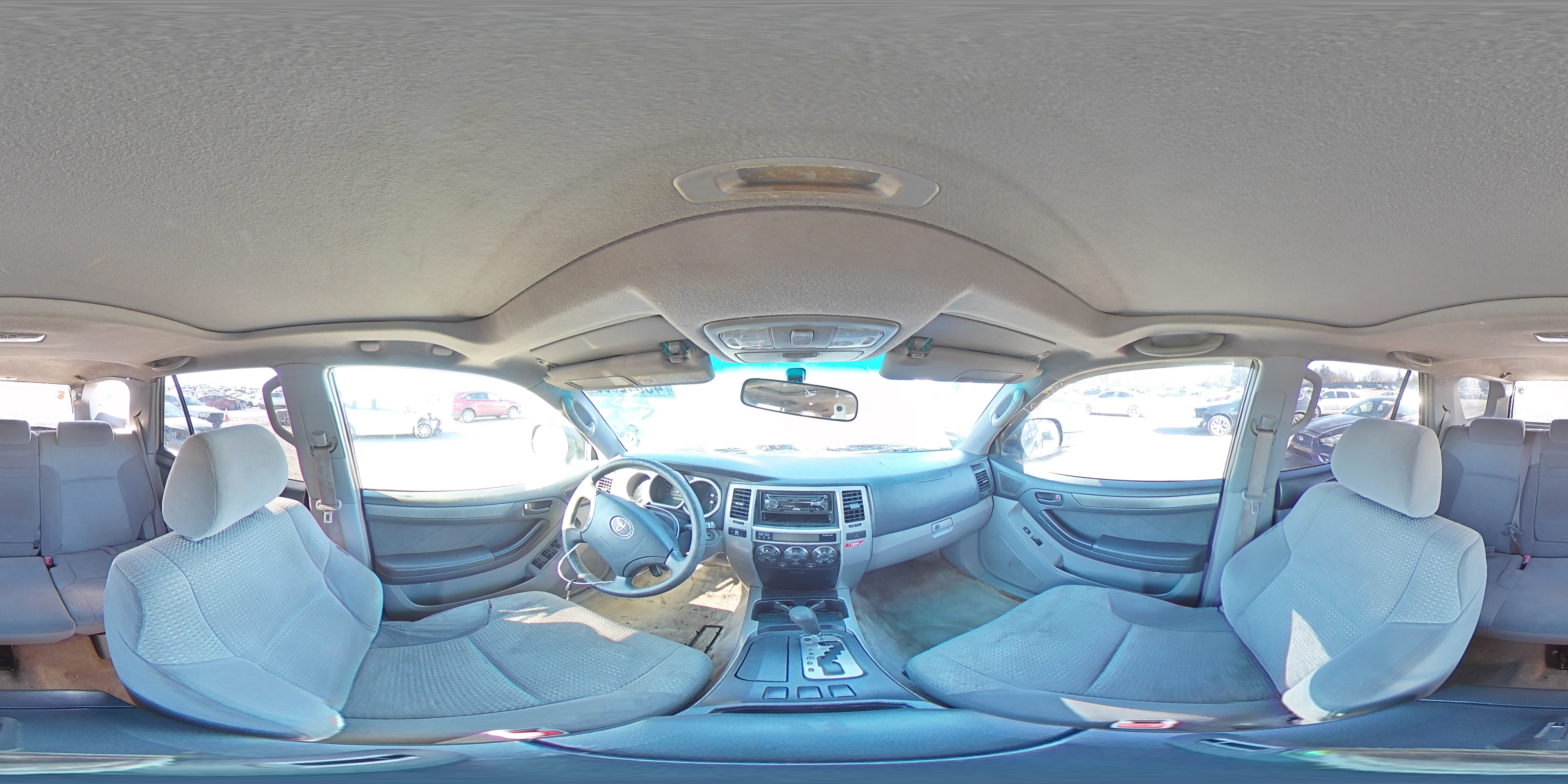 2004 Toyota 4Runner - Image 13