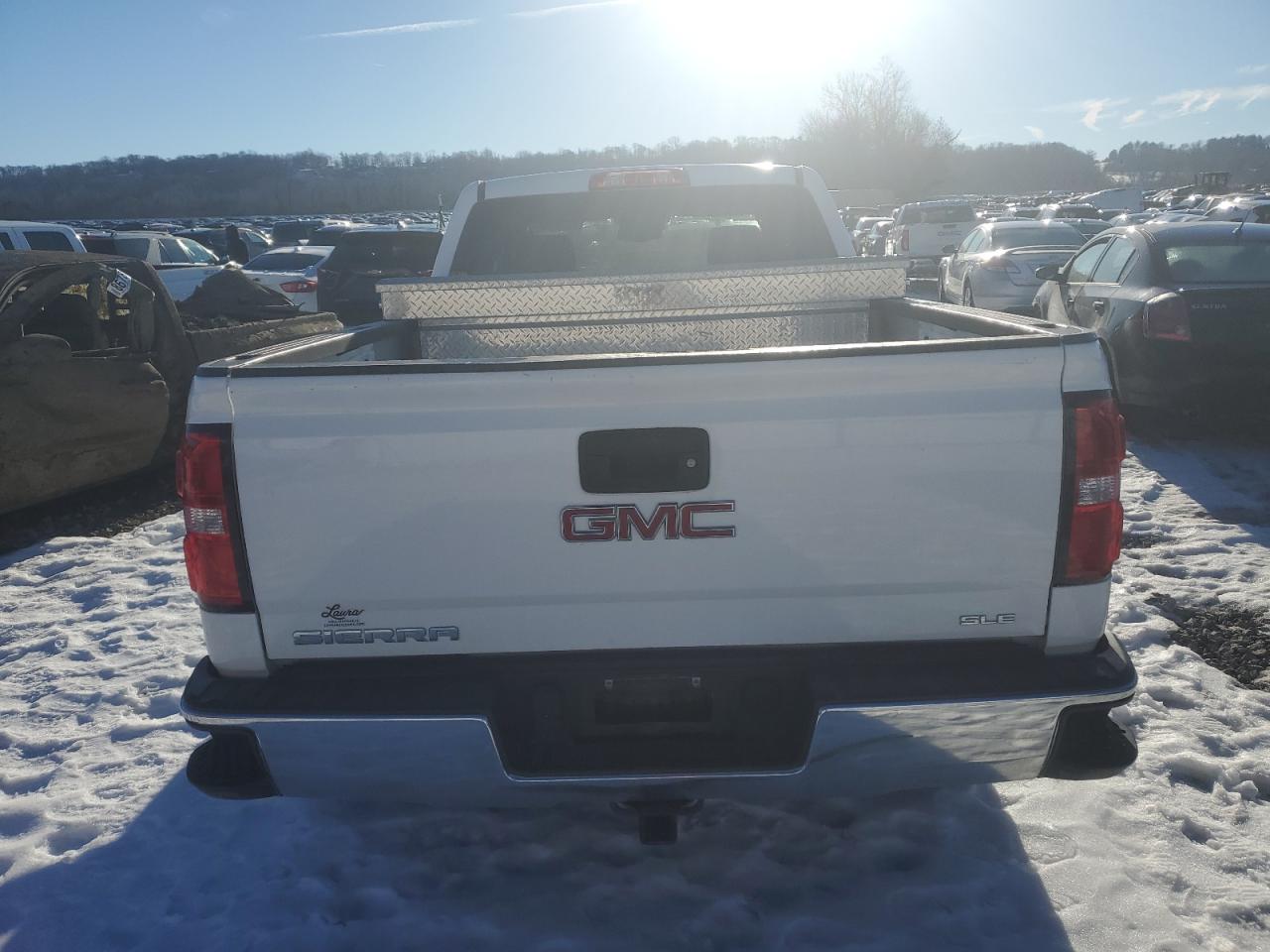 2018 GMC Sierra - Image 5