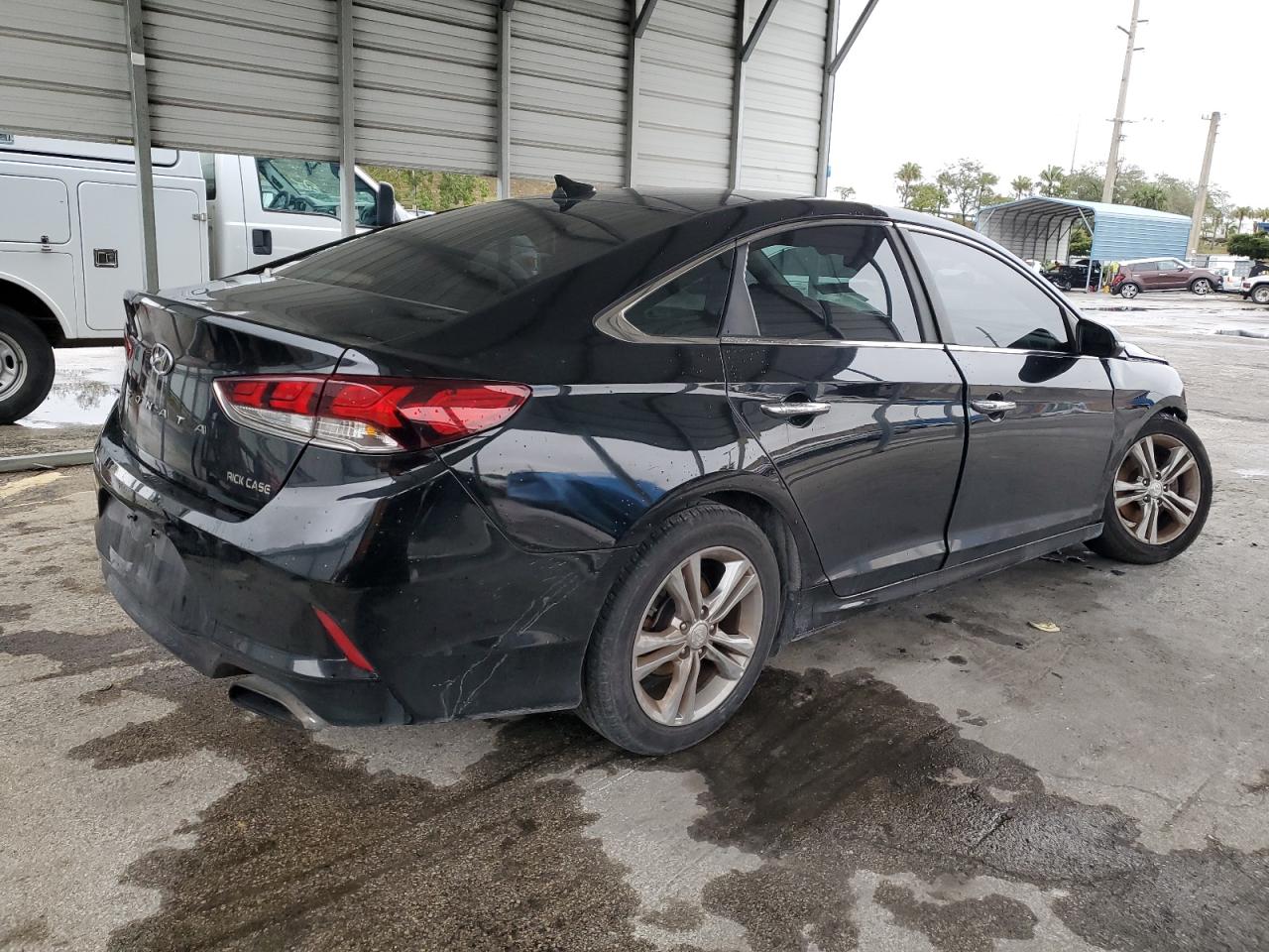 2018 Hyundai Sonata - Image 3