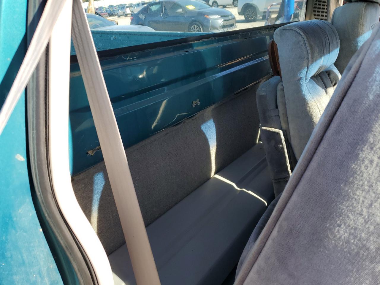 1993 GMC Sierra - Image 11
