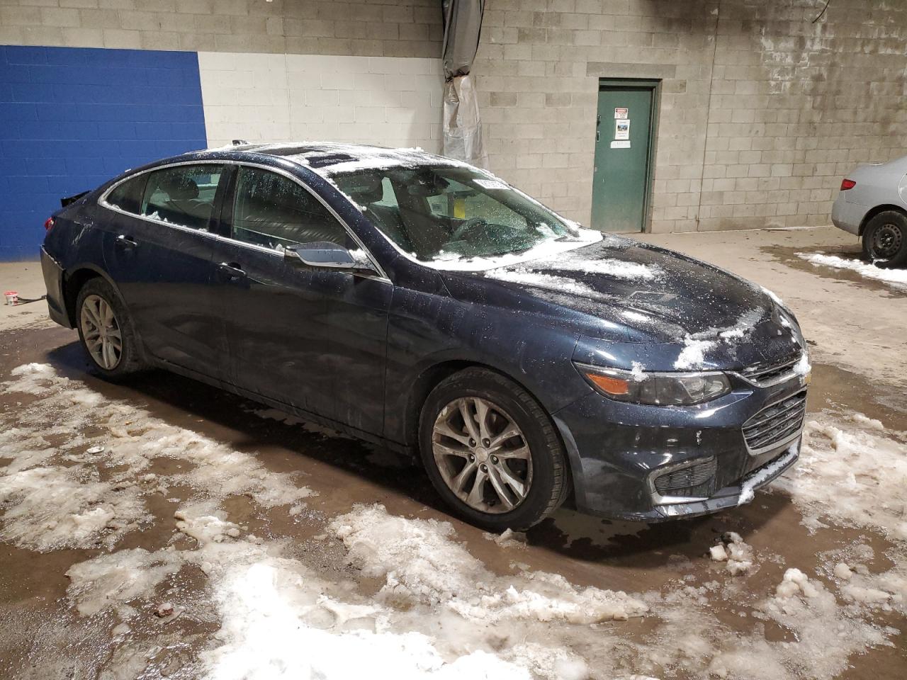 2016 Chevrolet Malibu - Image 4