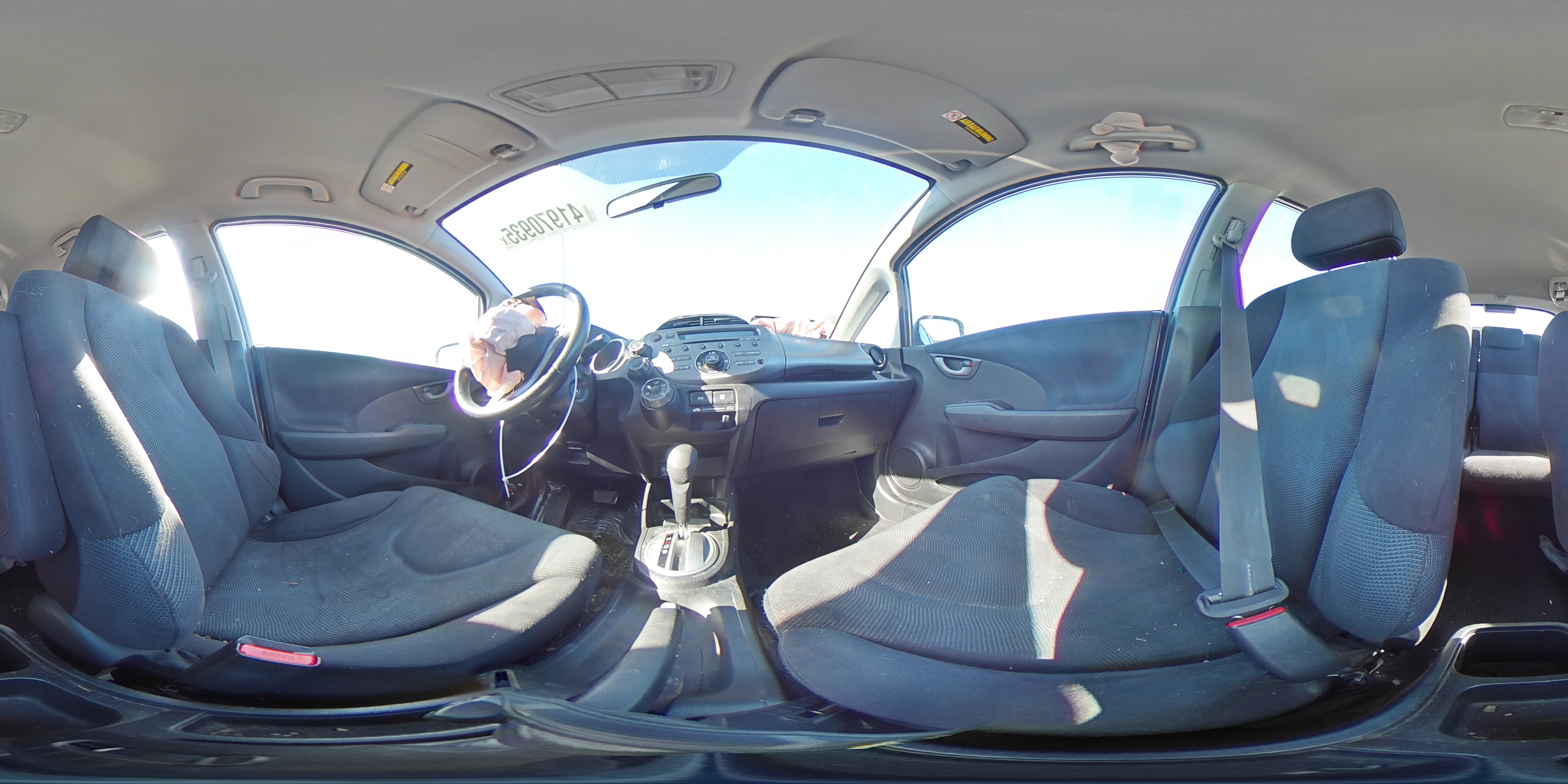 2011 Honda Fit - Image 13