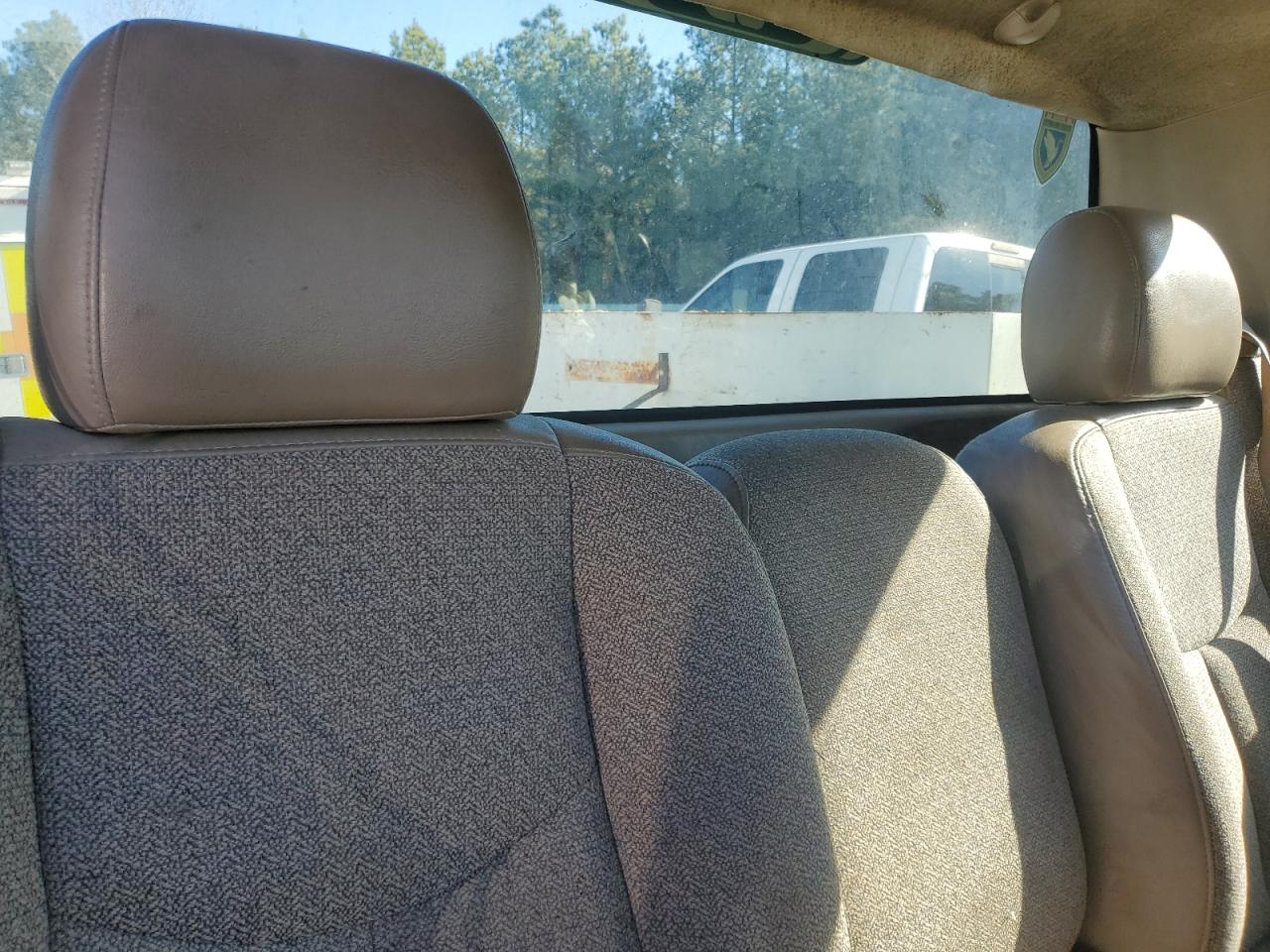 2006 GMC Sierra - Image 11