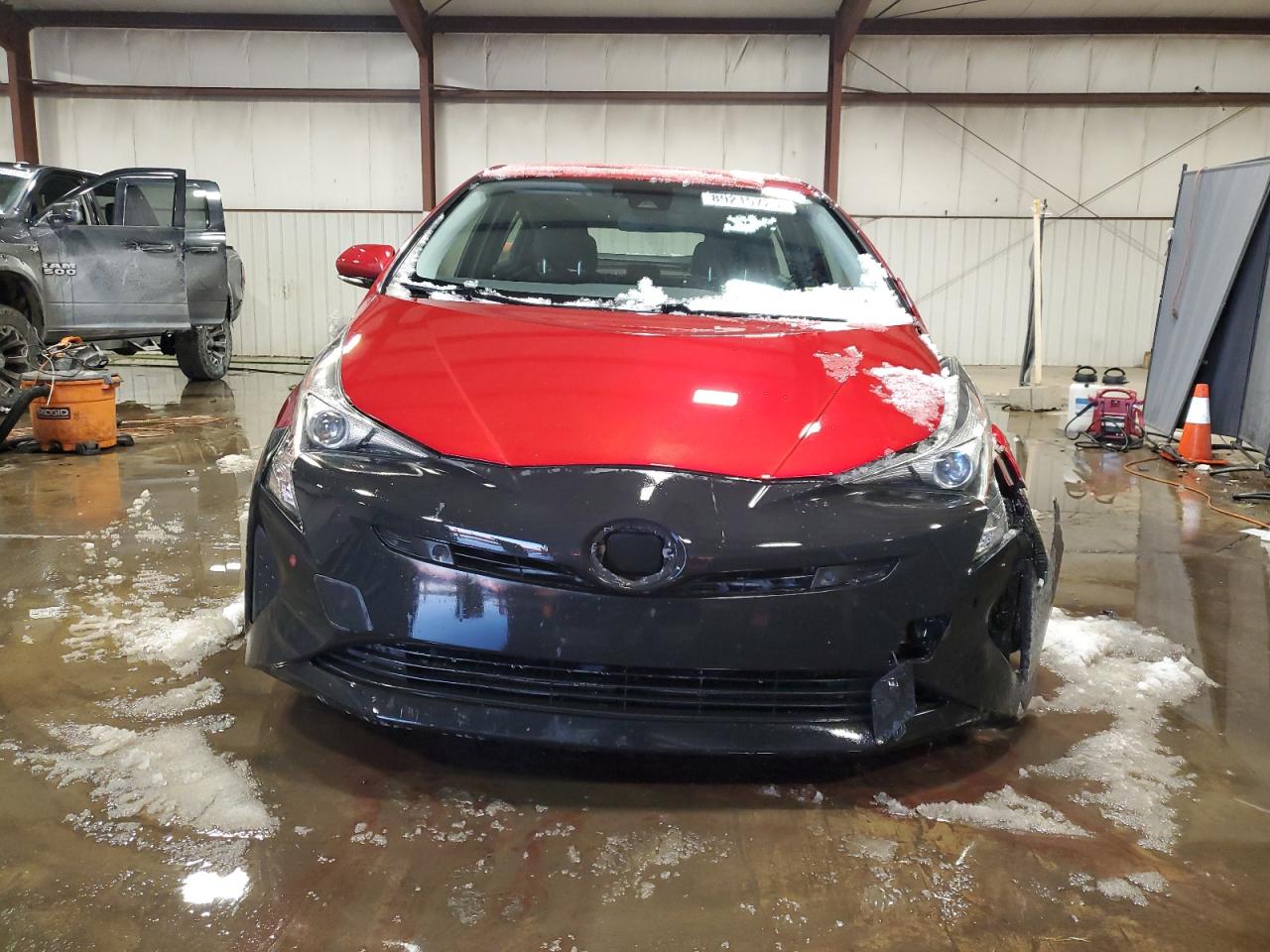 2017 Toyota Prius - Image 5