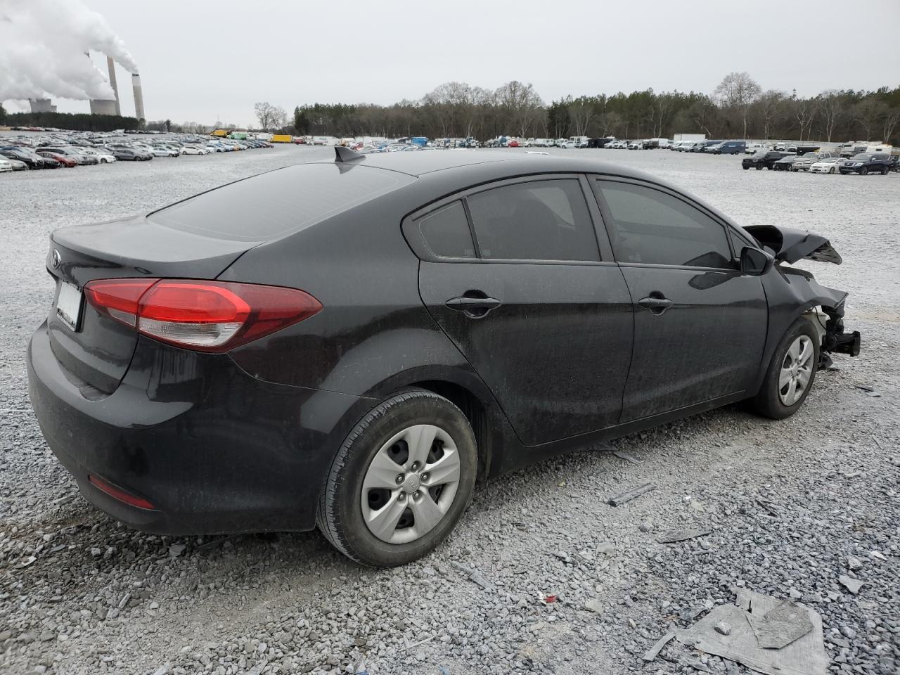 2017 Kia Forte - Image 3