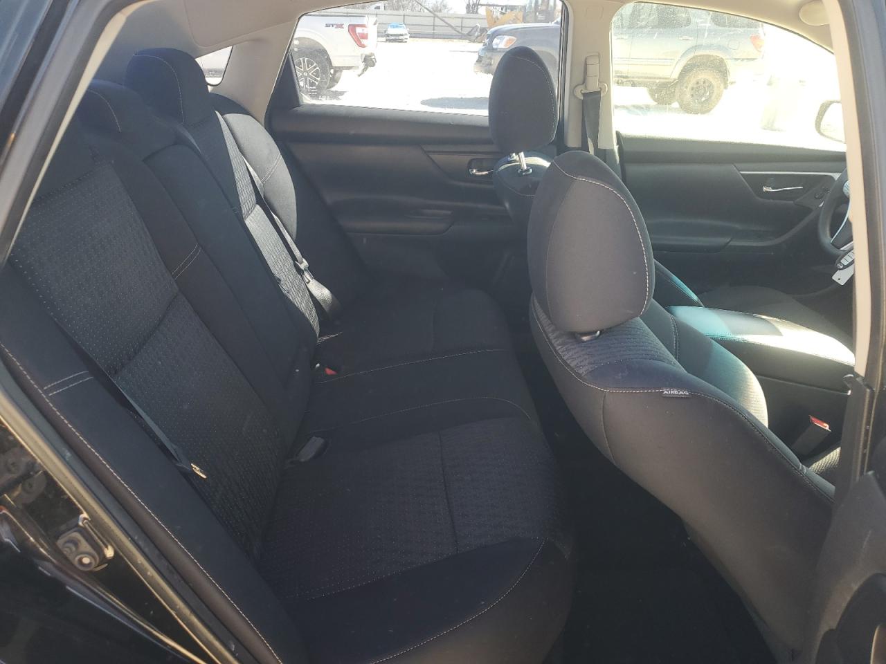2017 Nissan Altima - Image 10