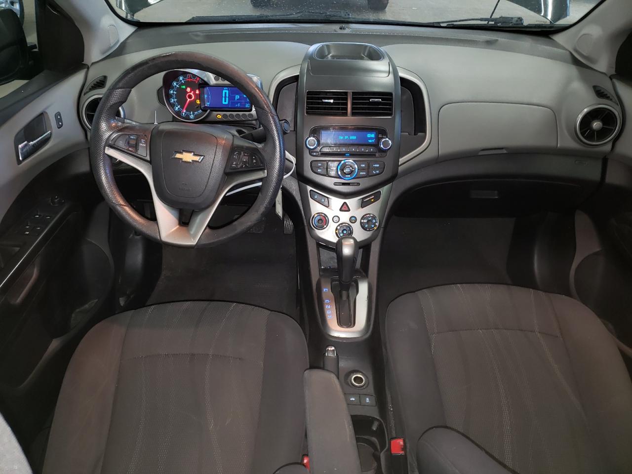 2014 Chevrolet Sonic - Image 8