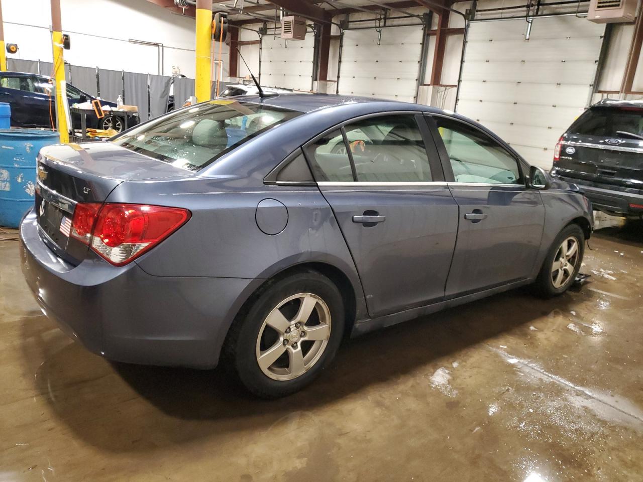 2014 Chevrolet Cruze - Image 3