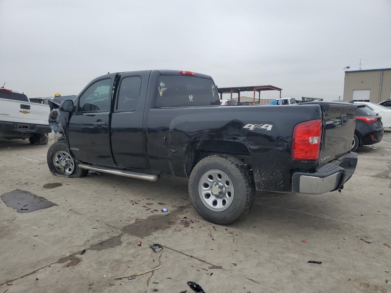 2012 Chevrolet Silverado - Image 2
