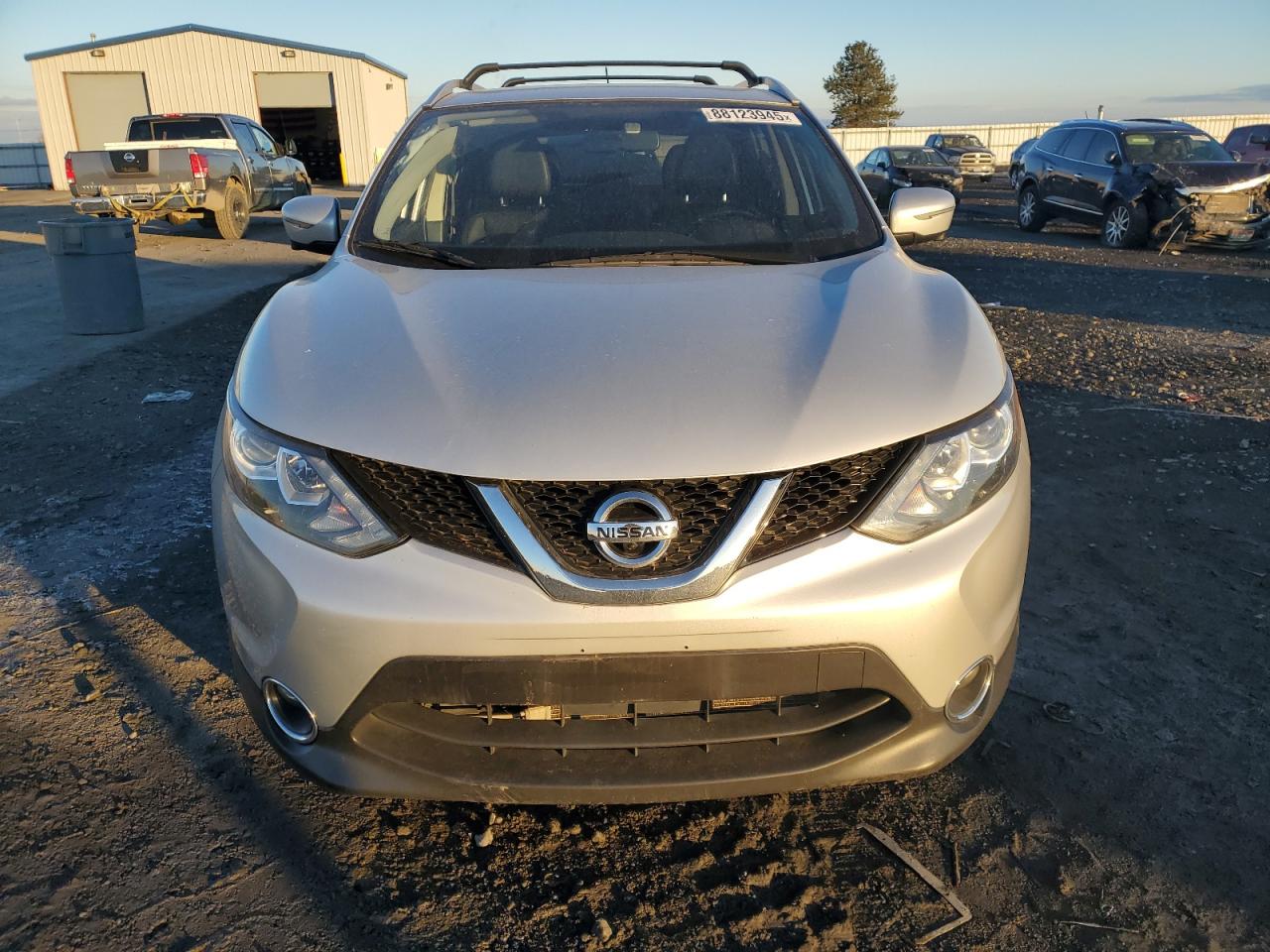 2017 Nissan Rogue - Image 5