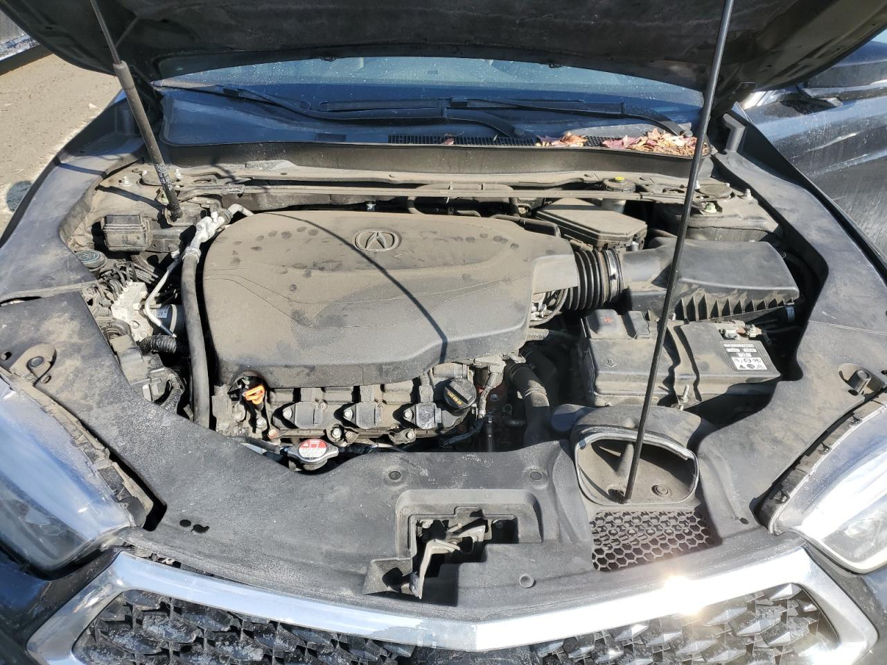 2018 Acura TLX - Image 13