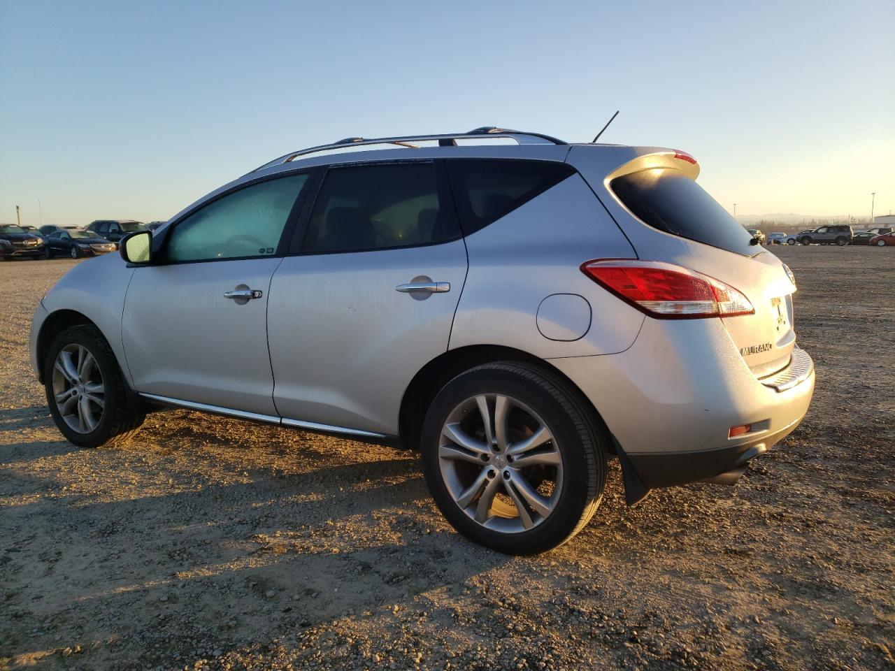 2011 Nissan Murano - Image 2