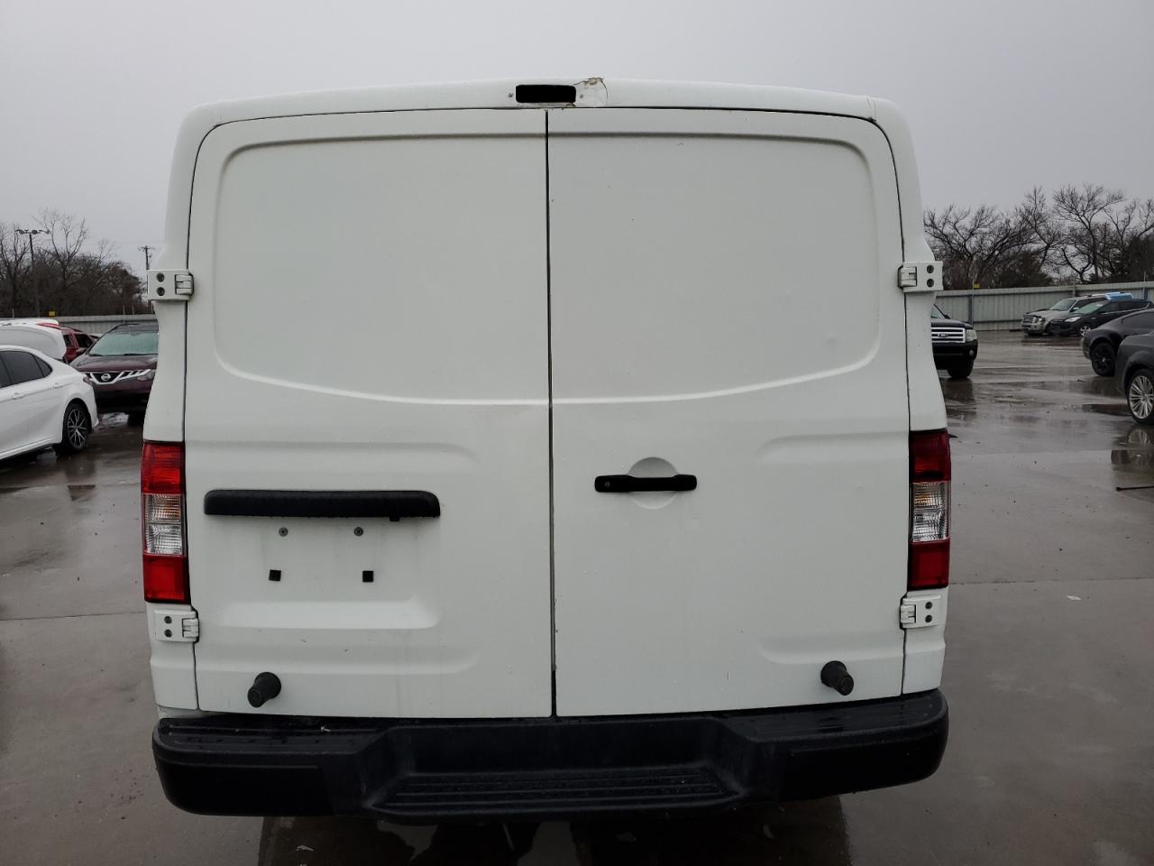 2018 Nissan NV - Image 6