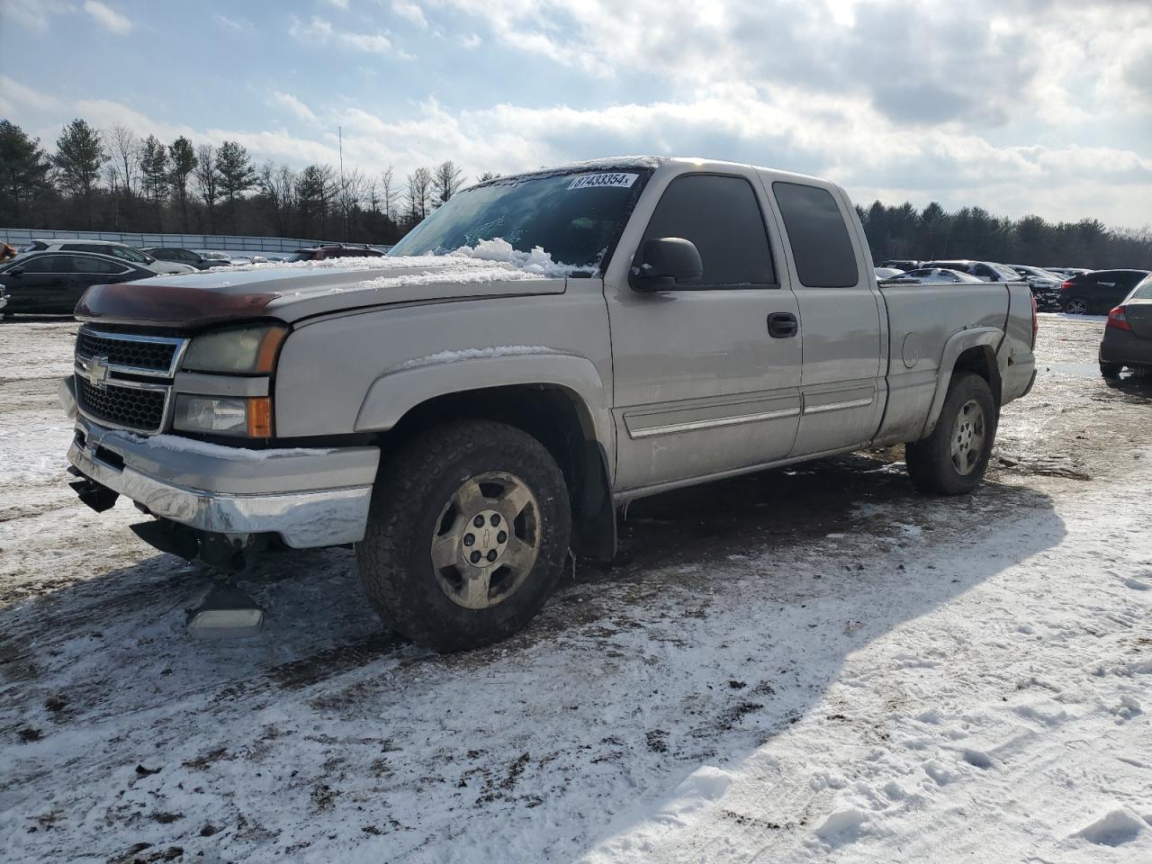 2006 Chevrolet Silverado - Image 1